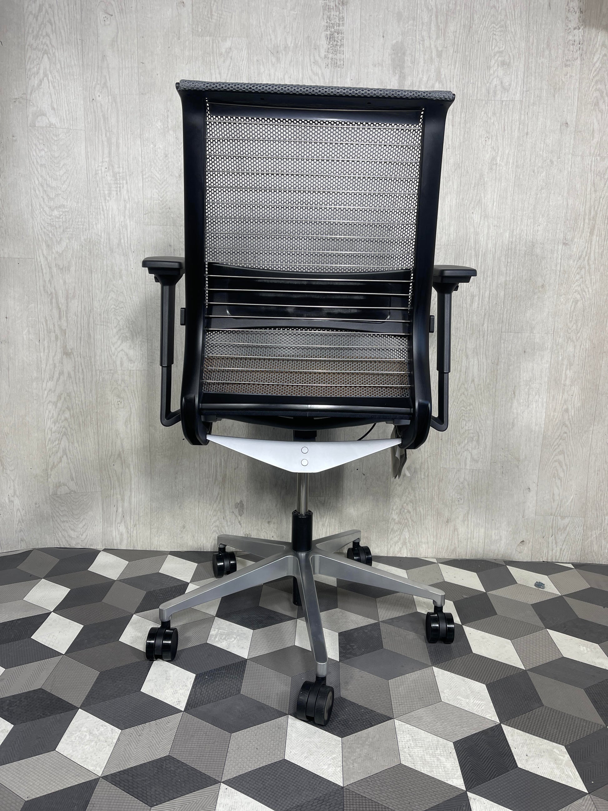 Steelcase Think Distressed Brown Fully Loaded
