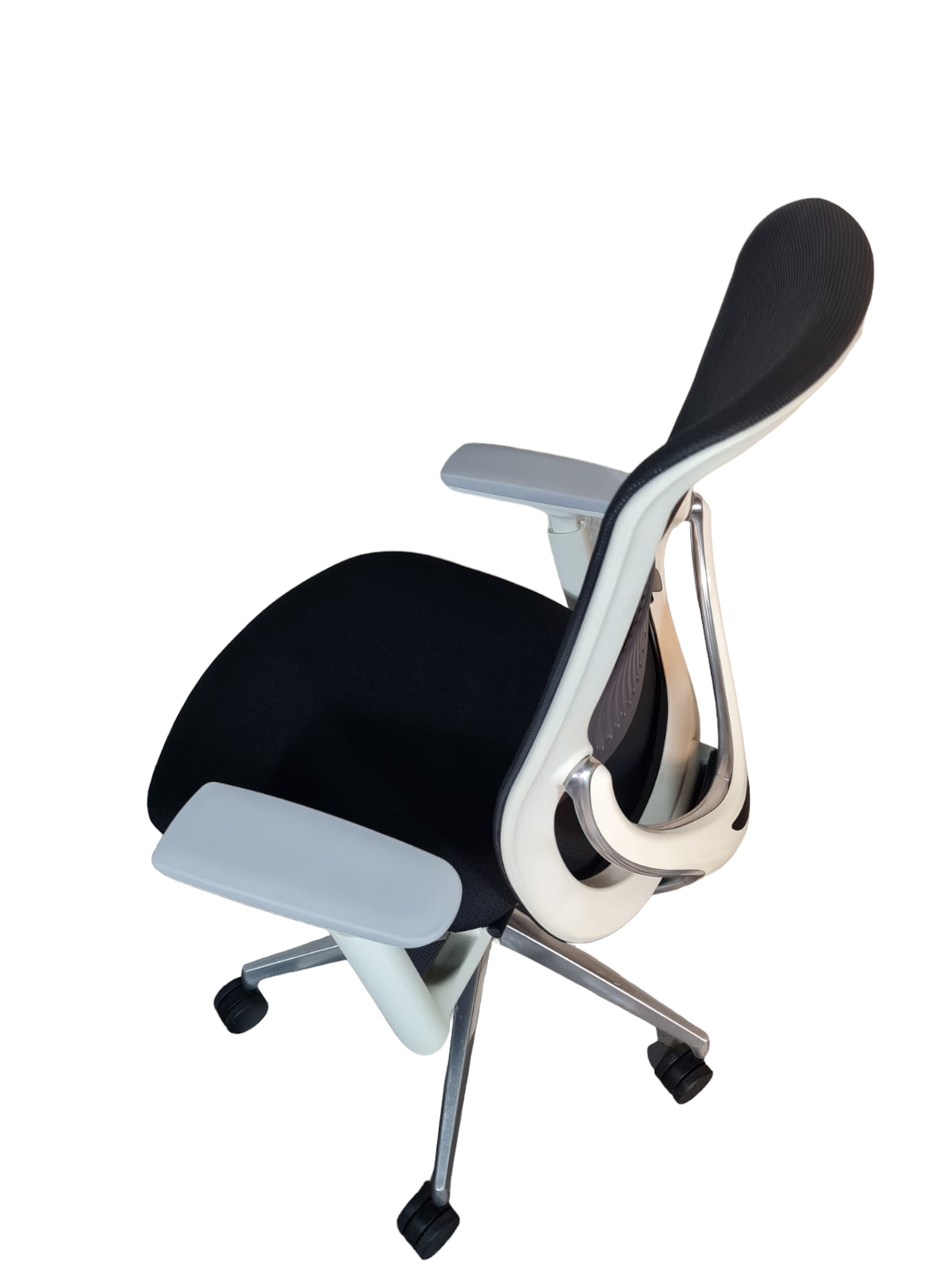 Okamura Zephr Light White Chrome